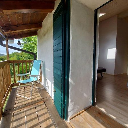 Apartmaji Hedera コメン エクステリア 写真