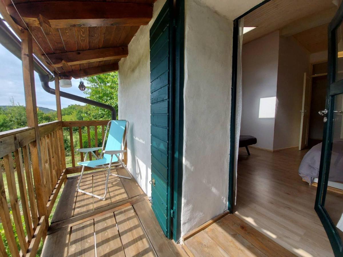 Apartmaji Hedera コメン エクステリア 写真