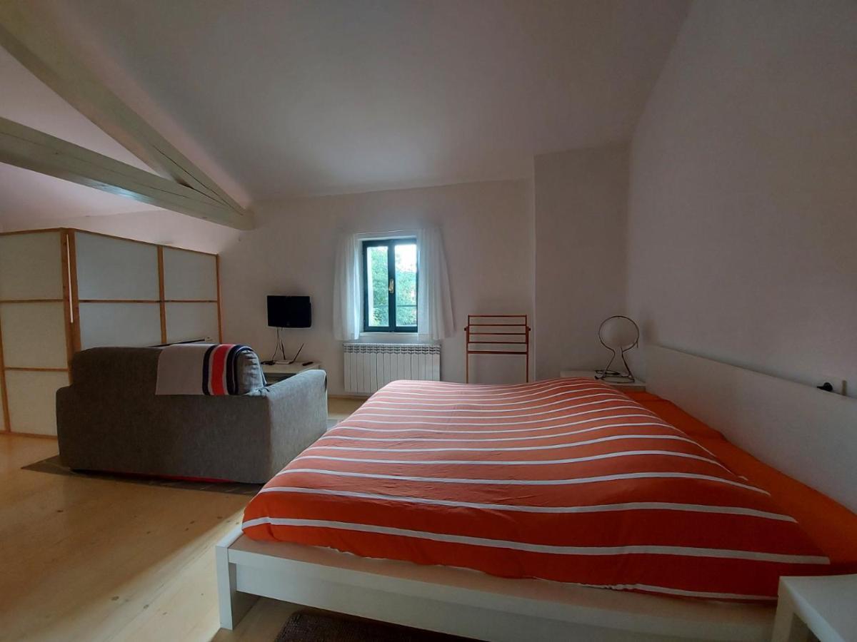 Apartmaji Hedera コメン エクステリア 写真